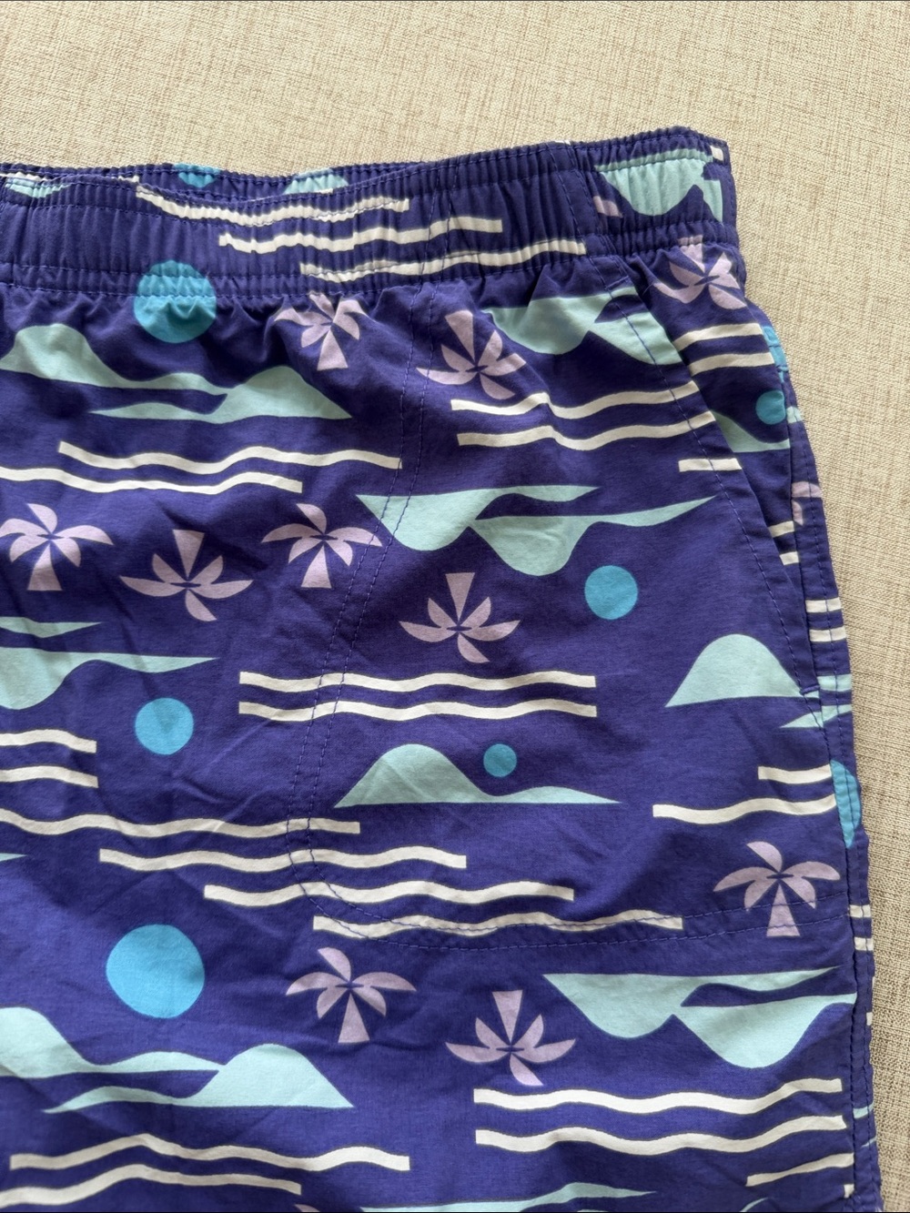 COLUMBIA Shorts Women's Large Sandy River II Printed Swim Shorts 5" colorful - Picture 2 of 13